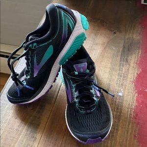 Women’s Ghost 10 Brooks Running Shoes